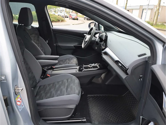Volkswagen id.4 pro 77 kwh 150kw automaat 2021 - afbeelding 21 van  38