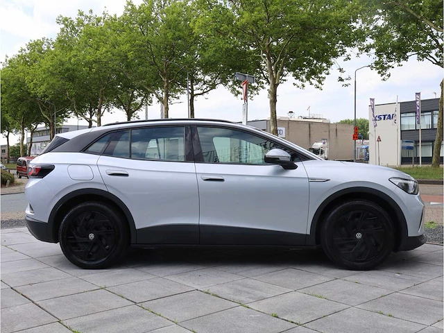 Volkswagen id.4 pro 77 kwh 150kw automaat 2021 - afbeelding 36 van  38