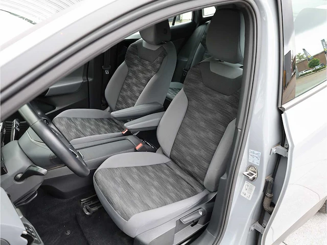 Volkswagen id.4 pro 77 kwh 150kw automaat 2021 - afbeelding 4 van  37