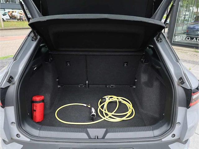 Volkswagen id.4 pro 77 kwh 150kw automaat 2021 - afbeelding 18 van  37