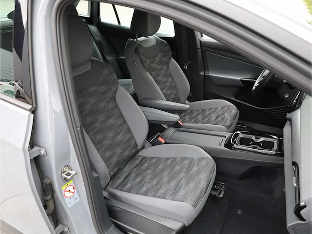 Volkswagen id.4 pro 77 kwh 150kw automaat 2021 - afbeelding 20 van  37