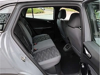 Volkswagen id.4 pro 77 kwh 150kw automaat 2021 - afbeelding 21 van  37