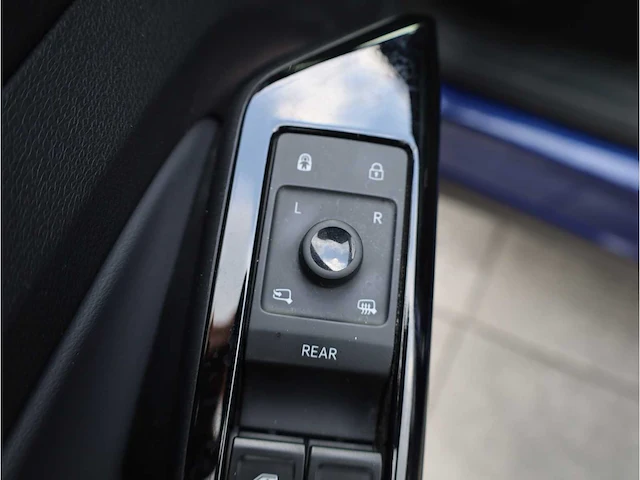 Volkswagen id.4 pro 77 kwh 150kw automaat 2022 - afbeelding 21 van  39