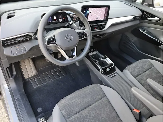 Volkswagen id.4 pure 148pk automaat 2022 virtual navigatie carplay/android led dab - afbeelding 2 van  24