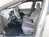 Volkswagen id.4 pure 148pk automaat 2022 virtual navigatie carplay/android led dab - afbeelding 3 van  24