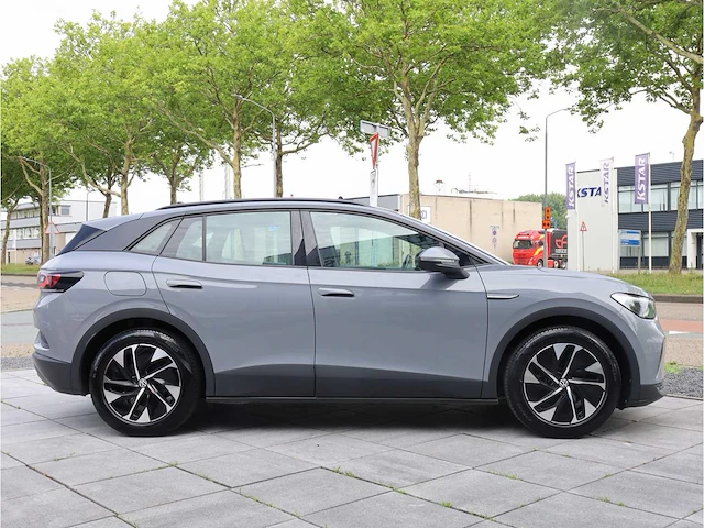 Volkswagen id.4 pure 52 kwh 109kw automaat 2022 - afbeelding 32 van  35