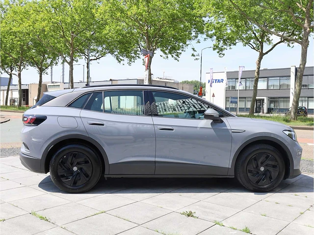 Volkswagen id.4 pure 52 kwh 125kw automaat 2022 - afbeelding 27 van  30