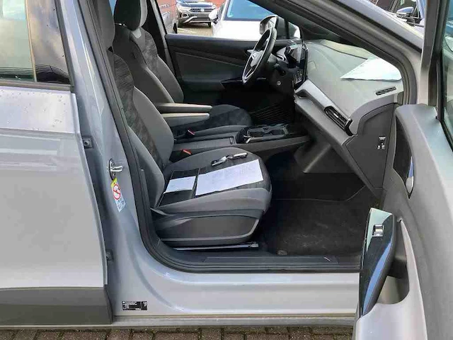 Volkswagen id.4 pure 52 kwh 125kw automaat 2022 - afbeelding 11 van  14