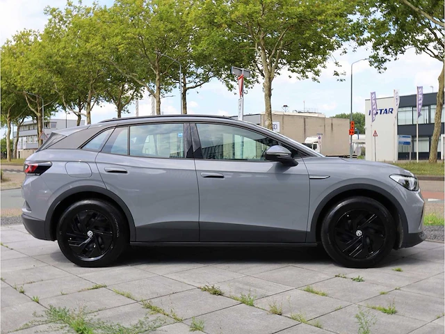 Volkswagen id.4 pure 52 kwh 125kw automaat 2022 - afbeelding 29 van  32