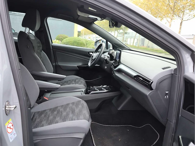 Volkswagen id.4 pure 52 kwh 125kw automaat 2022 - afbeelding 28 van  32