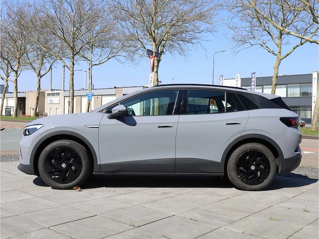 Volkswagen id.4 pure 52 kwh automaat 2021 - afbeelding 2 van  31