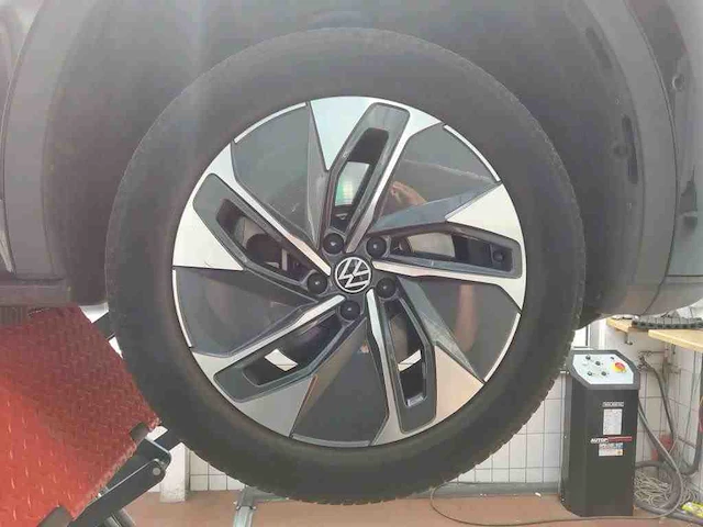 Volkswagen id.5 pro 77 kwh 150kw automaat 2023 - afbeelding 5 van  20