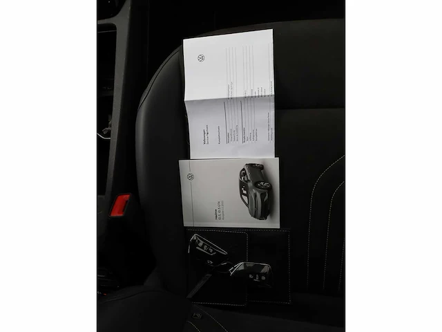 Volkswagen id.5 pro 77 kwh 150kw automaat 2023 - afbeelding 21 van  37