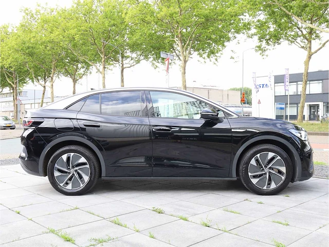 Volkswagen id.5 pro 77 kwh 150kw automaat 2023 - afbeelding 34 van  37