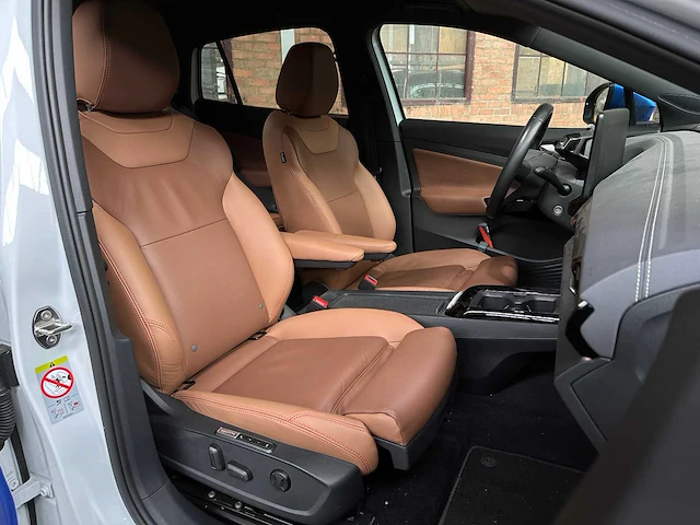 Volkswagen id.5 pro advantage 77 kwh 174pk 2023, x-669-nl - afbeelding 42 van  50