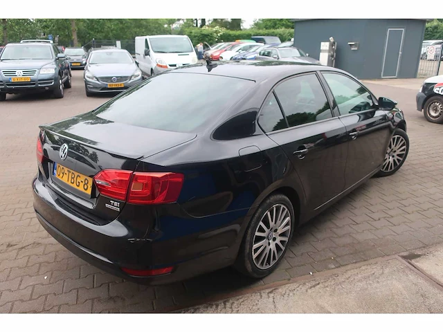 Volkswagen jetta 1.2 tsi comfortline, 09-tbg-8 - afbeelding 2 van  16