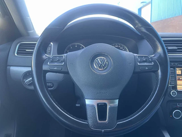 Volkswagen jetta 1.4 tsi highline 2012 | 80-txs-3 - afbeelding 2 van  24