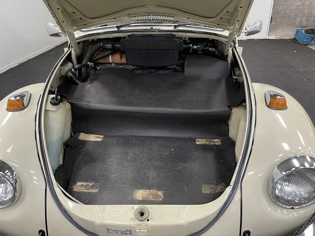 Volkswagen kever - oldtimer - 1972 - afbeelding 19 van  26