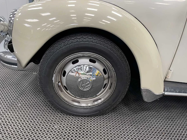 Volkswagen kever - oldtimer - 1972 - afbeelding 25 van  26