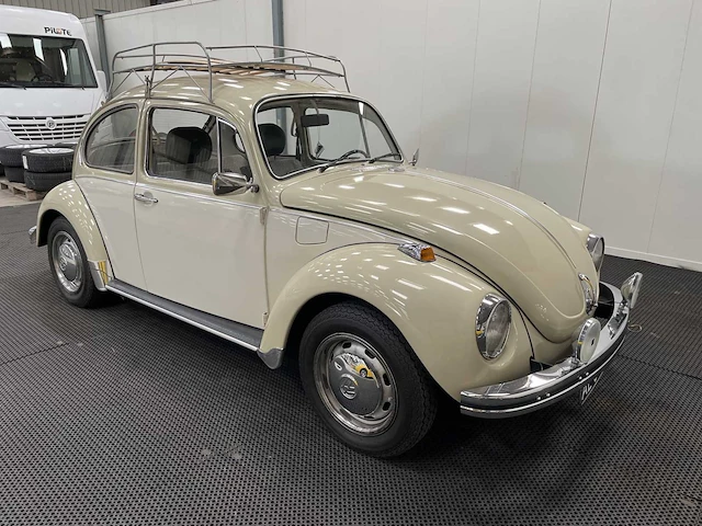 Volkswagen kever - oldtimer - 1972 - afbeelding 8 van  26
