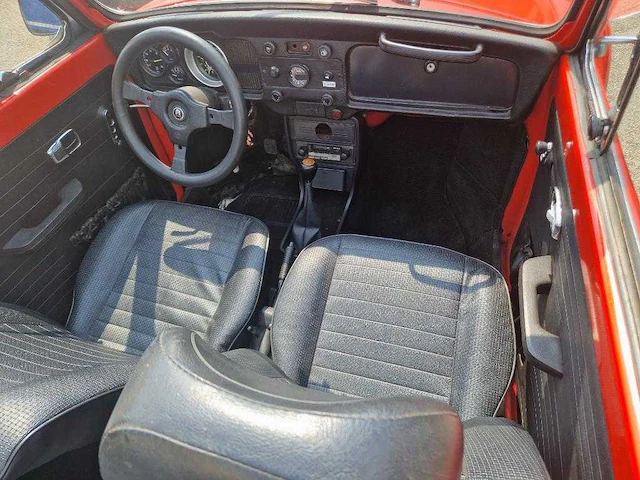 Volkswagen kever cabriolet 1302 ls, dl-70-10 - afbeelding 11 van  13