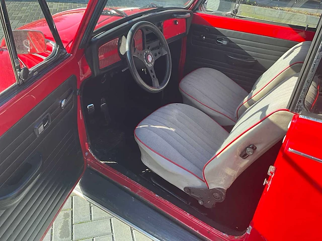 Volkswagen kever cabriolet oldtimer - afbeelding 5 van  18