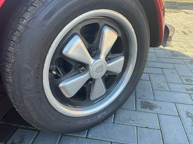 Volkswagen kever cabriolet oldtimer - afbeelding 13 van  18