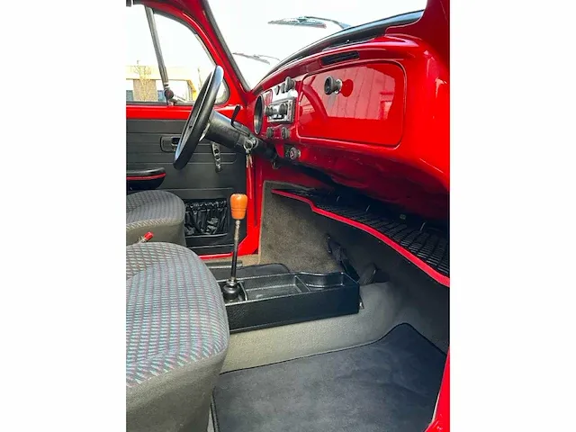 Volkswagen kever cabriolet - afbeelding 16 van  29
