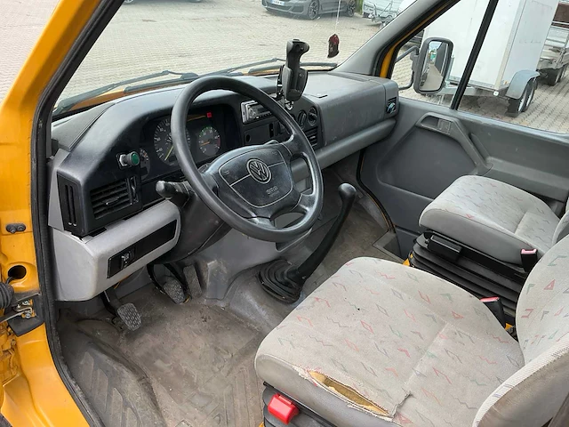Volkswagen lt46a 2.8 tdi opleggertrekker met trailer / be-combinatie - afbeelding 15 van  30
