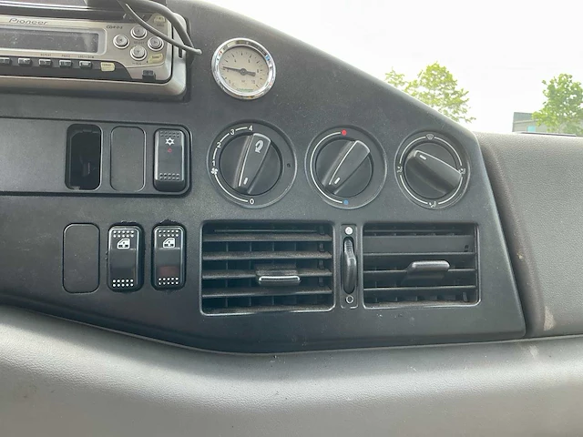 Volkswagen lt46a 2.8 tdi opleggertrekker met trailer / be-combinatie - afbeelding 19 van  30