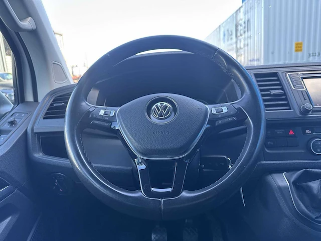 Volkswagen multivan 2.0 tdi l1h1 comfortline van | n-561-zk - afbeelding 9 van  32