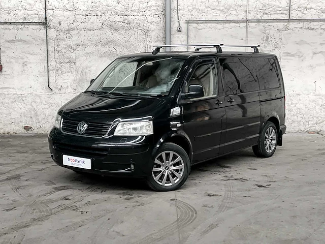Volkswagen multivan 3.2 v6 235pk (transporter t5) 2005 youngtimer - afbeelding 1 van  46