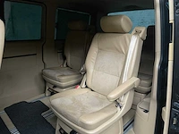 Volkswagen multivan 3.2 v6 235pk (transporter t5) 2005 youngtimer - afbeelding 35 van  46
