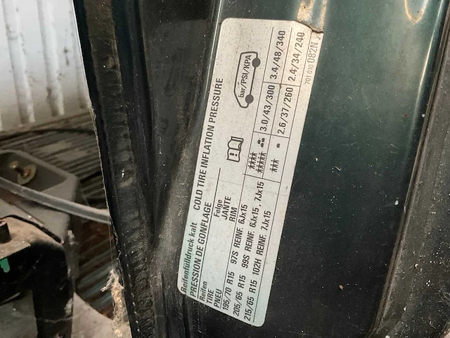 Volkswagen multivan onderdelenbus - afbeelding 4 van  15