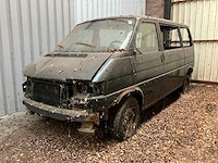 Volkswagen multivan onderdelenbus - afbeelding 1 van  15