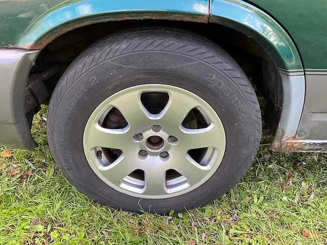 Volkswagen multivan tdi 2.5 kampeerbus, jj-854-d - afbeelding 2 van  40