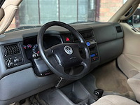 Volkswagen multivan vr6 2.8 v6 204pk 2003 youngtimer - afbeelding 7 van  38