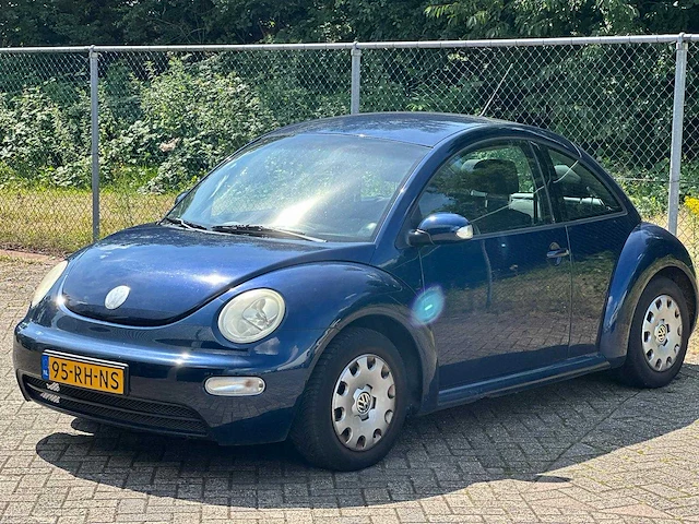 Volkswagen new beetle 1.6 turijn, 95rhns - afbeelding 1 van  15