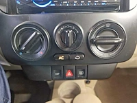 Volkswagen new beetle 2.0 highline, 31-zp-fj - afbeelding 9 van  14