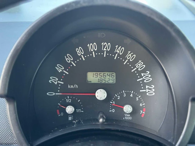 Volkswagen new beetle 2.0 highline origineel nederlands nap - afbeelding 8 van  16