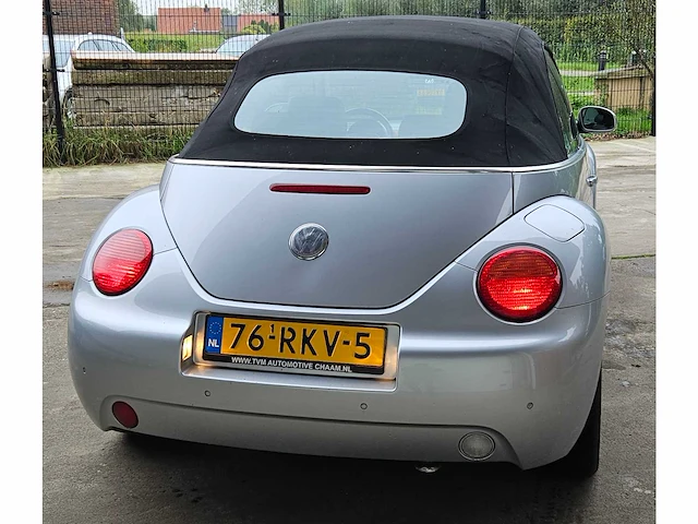 Volkswagen new beetle cabrio 1.6 'highline', 76-rkv-5 - afbeelding 3 van  44