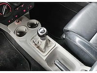 Volkswagen new beetle cabrio 1.6 'highline', 76-rkv-5 - afbeelding 25 van  44