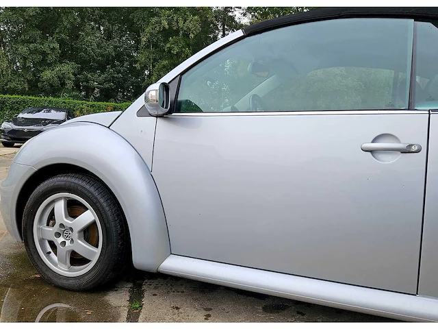Volkswagen new beetle cabrio 1.6 'highline', 76-rkv-5 - afbeelding 43 van  44