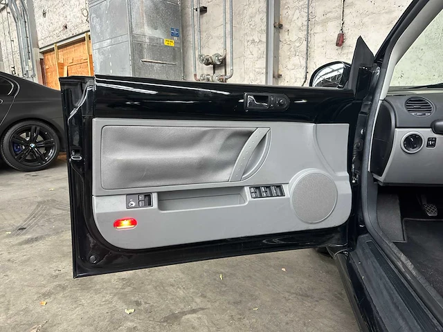 Volkswagen new beetle cabriolet 1.4 turijn 75pk 2003, th-271-j - afbeelding 20 van  34