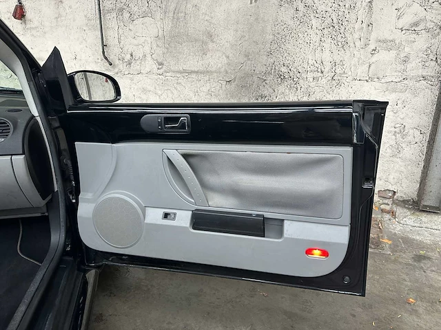 Volkswagen new beetle cabriolet 1.4 turijn 75pk 2003, th-271-j - afbeelding 24 van  34