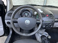 Volkswagen new beetle cabriolet 1.6 102pk 2003, 75-gnv-4 - afbeelding 10 van  40