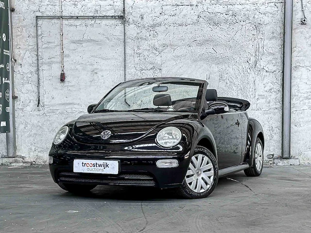 Volkswagen new beetle cabriolet 1.6 102pk 2003, 75-gnv-4 - afbeelding 1 van  40