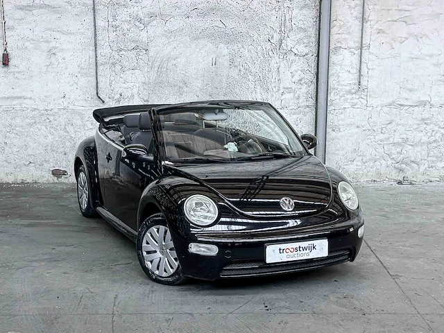 Volkswagen new beetle cabriolet 1.6 102pk 2003, 75-gnv-4 - afbeelding 37 van  40