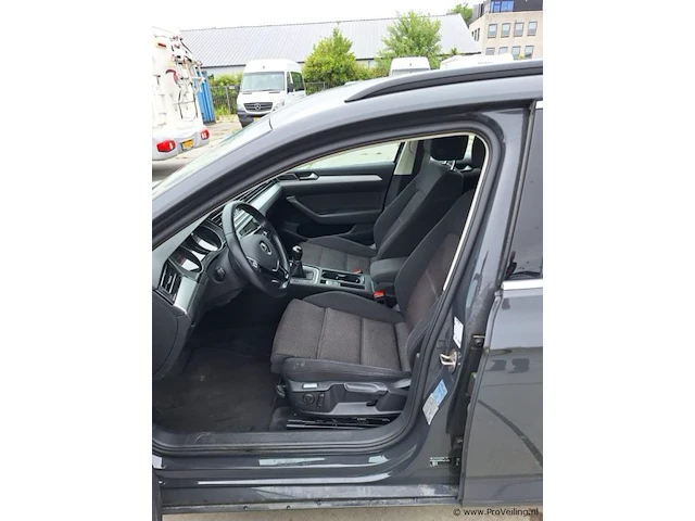 Volkswagen passat - gf-630-j - motor loopt niet - marge - afbeelding 11 van  25
