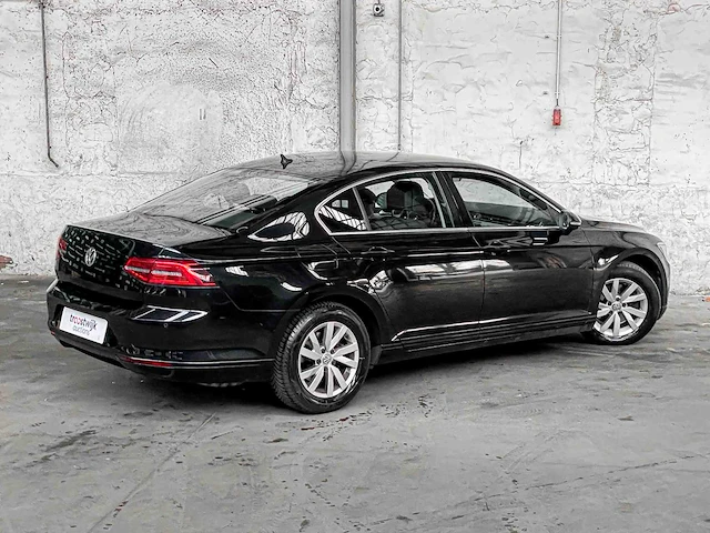 Volkswagen passat 1.5 tsi cl bns 150pk 2019, zh-522-v - afbeelding 12 van  48